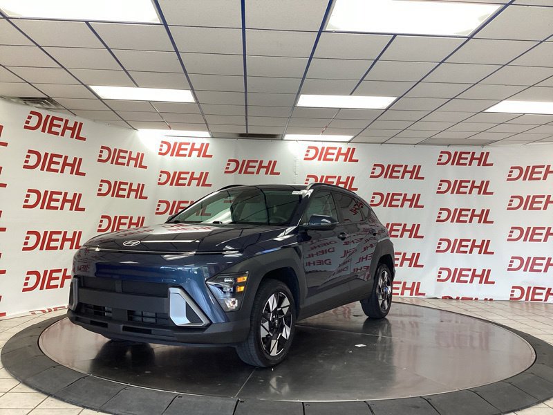 Used 2024 Hyundai Kona SEL w/ Convenience Package AWD/4WD image 3
