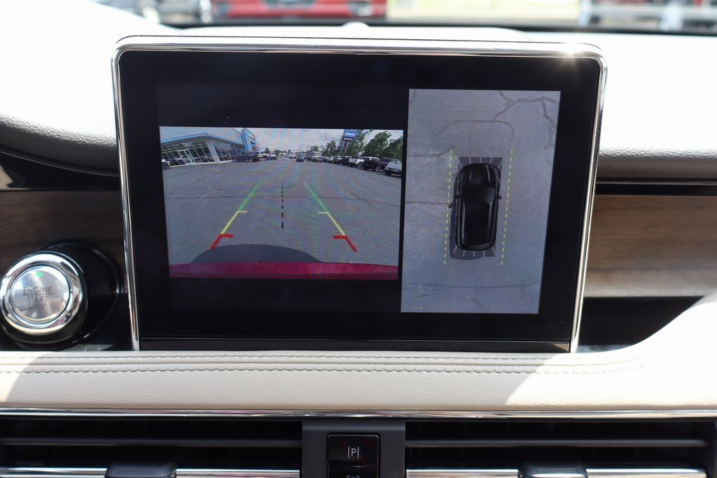 Used 2022 Lincoln Corsair Reserve w/ Equipment Group 201A image 8