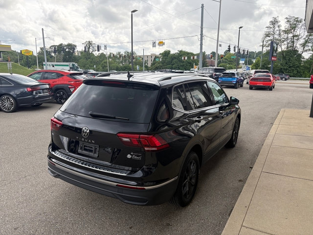 Used 2024 Volkswagen Tiguan SE AWD/4WD image 6