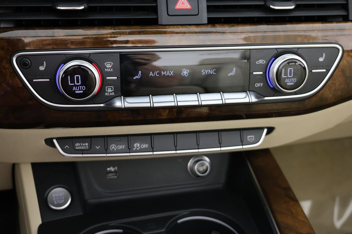 Used 2019 Audi A5 2.0T Premium AWD/4WD image 28