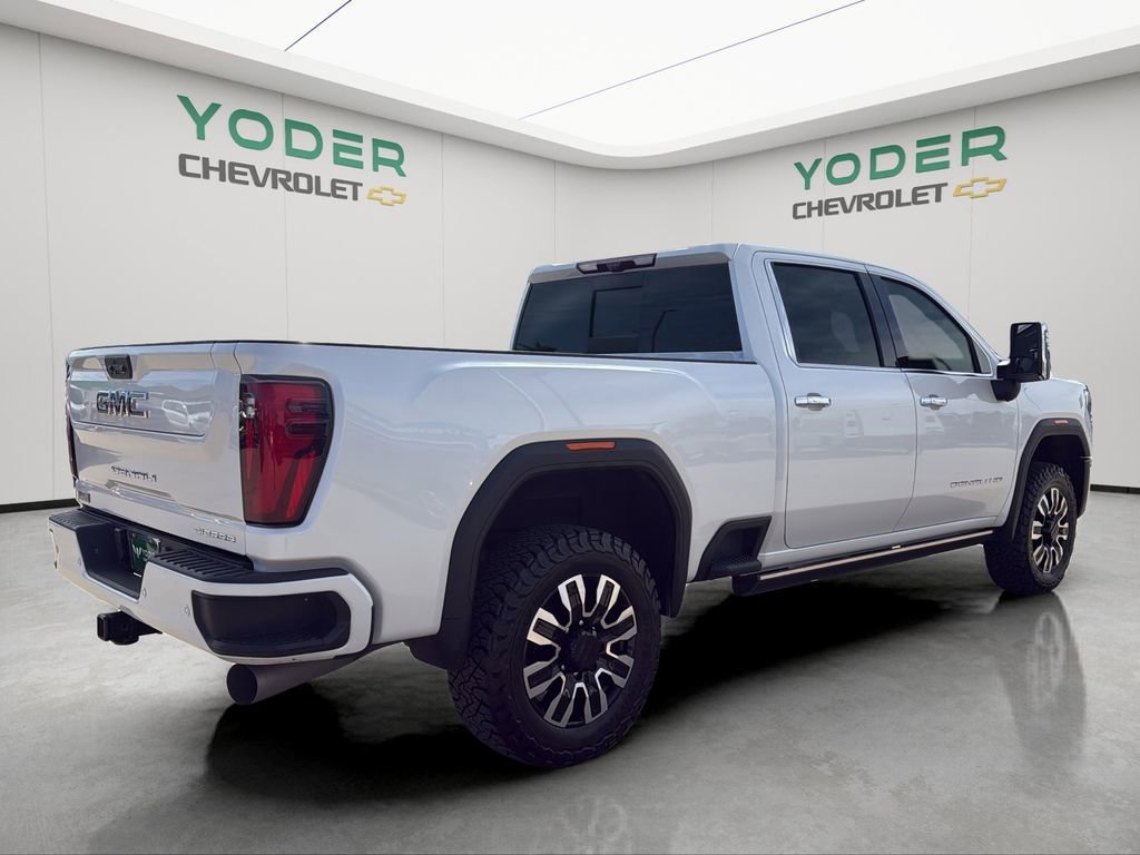 Used 2024 GMC Sierra 3500 Denali Ultimate image 6