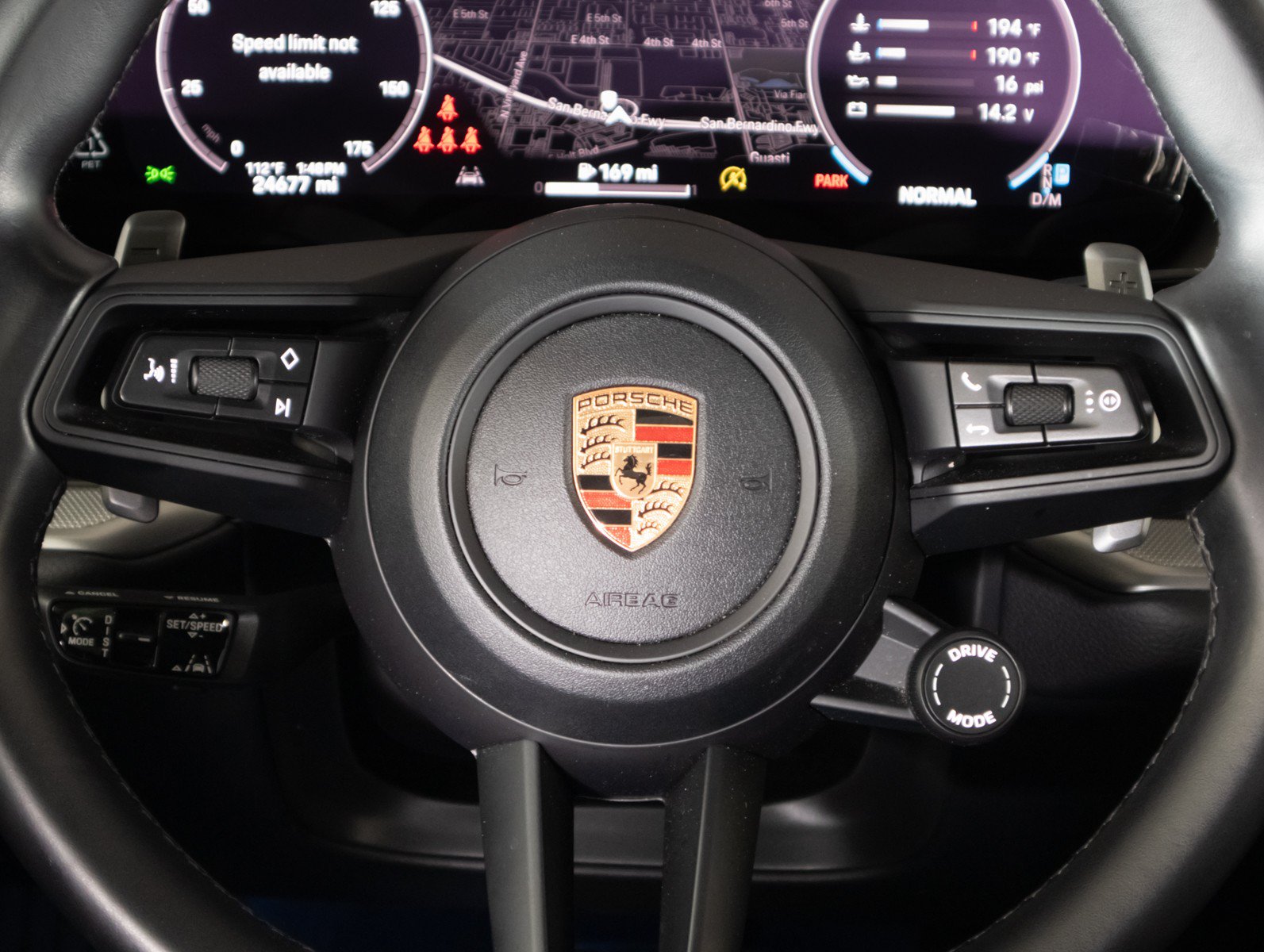 Certified 2024 Porsche Cayenne AWD/4WD image 16