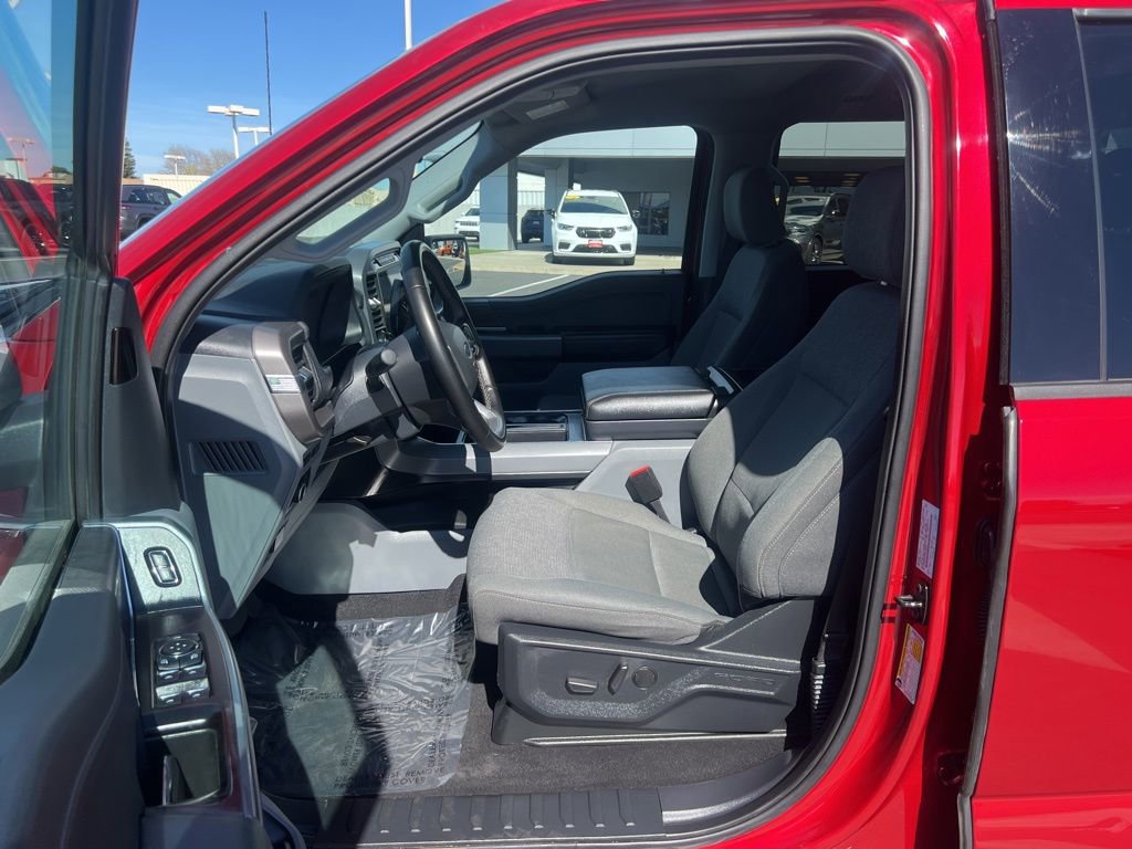 Used 2024 Ford F150 XLT w/ Equipment Group 302A MID AWD/4WD image 29