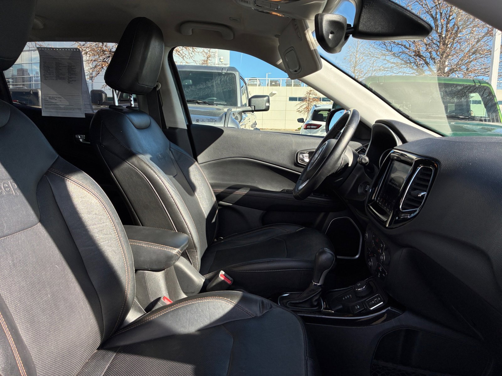 Used 2018 Jeep Compass Limited w/ Navigation Group image 19