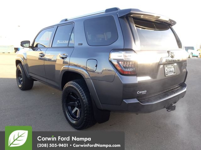 Used 2021 Toyota 4Runner SR5 Premium image 5