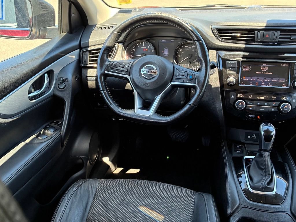 Used 2020 Nissan Rogue Sport SV w/ Technology Package AWD/4WD image 10