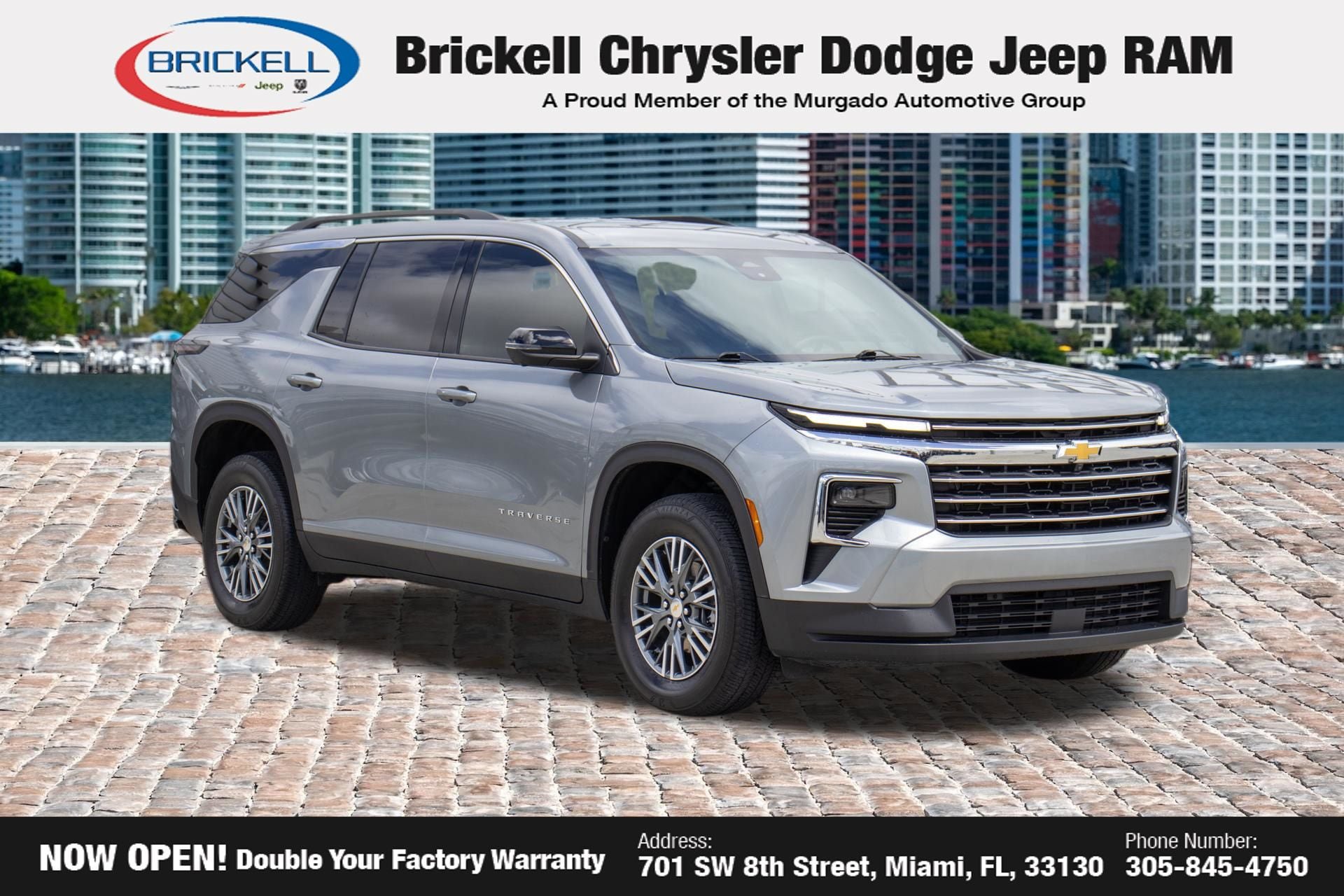 Used 2024 Chevrolet Traverse LT FWD image 3