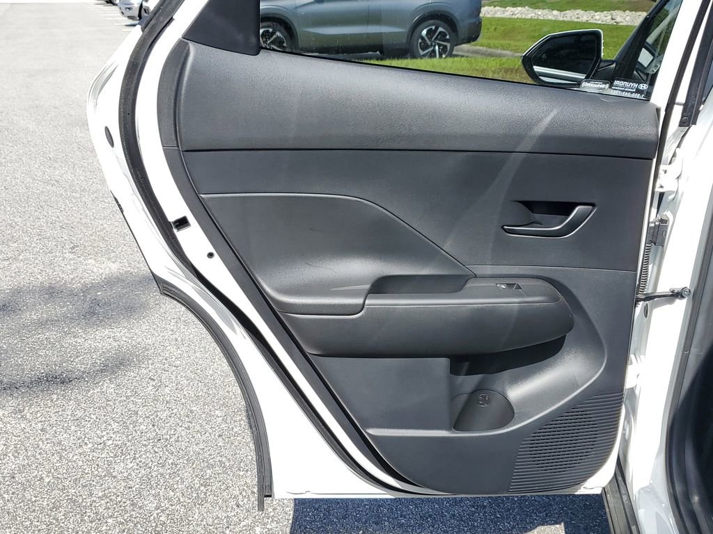 Used 2024 Hyundai Kona SEL FWD image 13