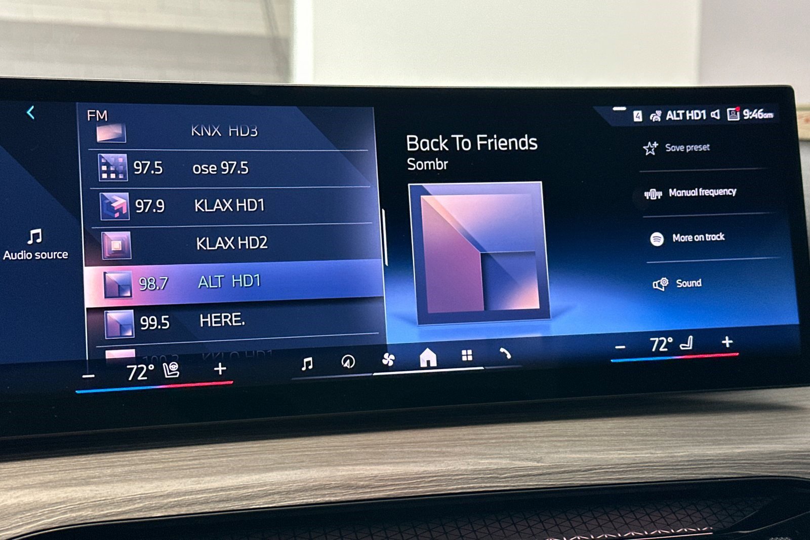 New 2026 BMW 330i Sedan w/ Premium Package image 21