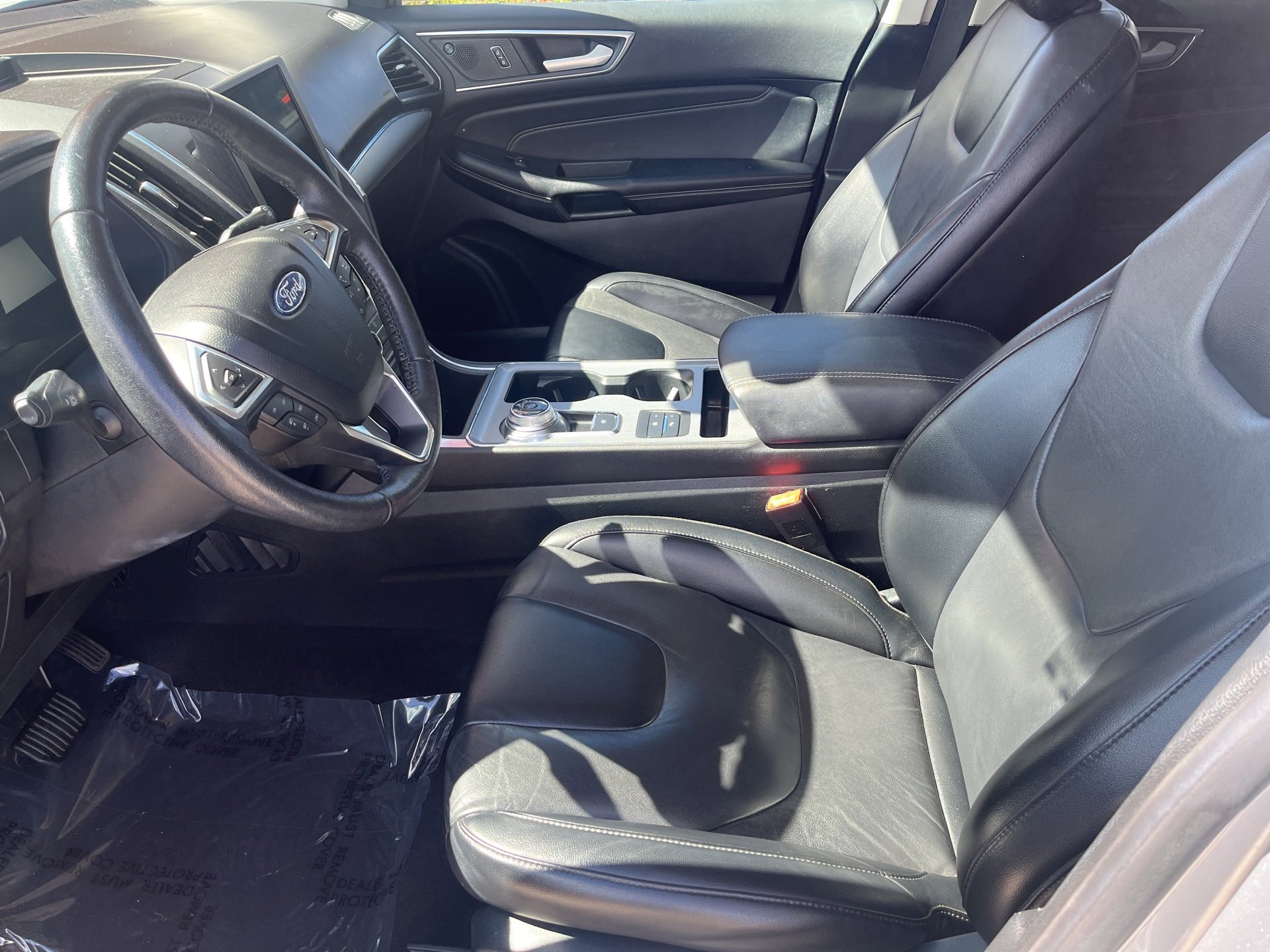 Used 2022 Ford Edge Titanium image 10