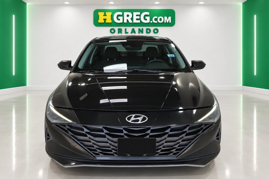 Used 2023 Hyundai Elantra SEL w/ Cargo Package FWD image 7
