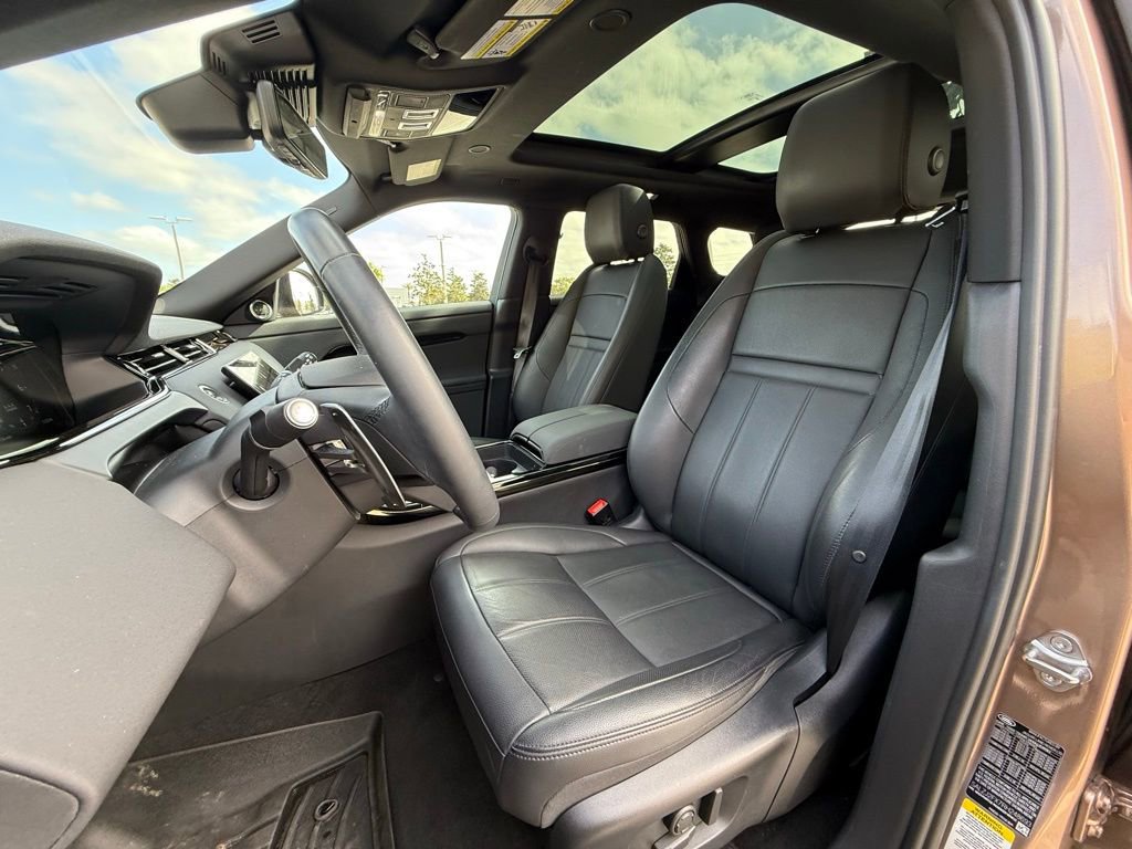 Used 2024 Land Rover Range Rover Evoque S image 5