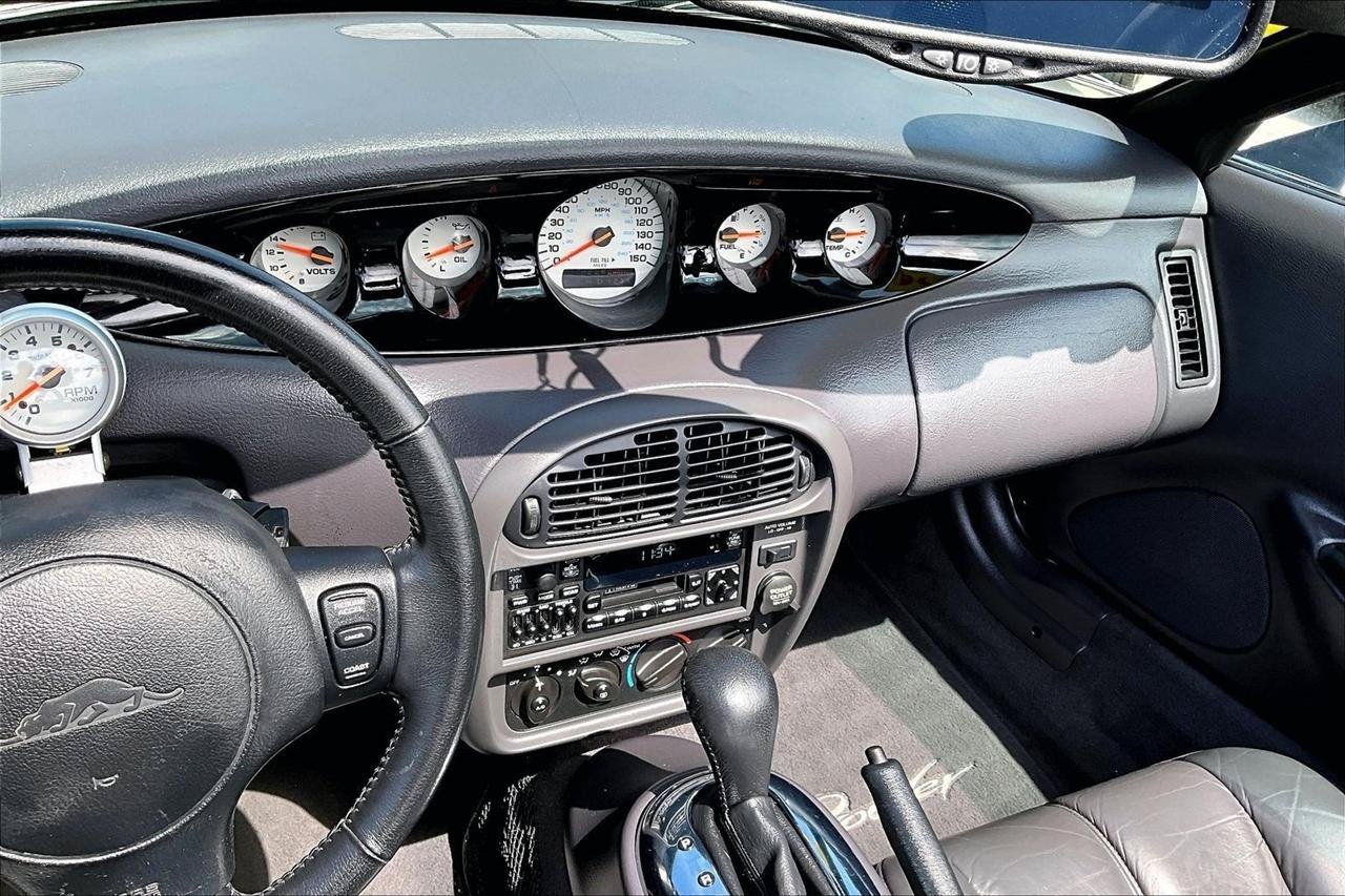 Used 2000 Plymouth Prowler RWD image 9