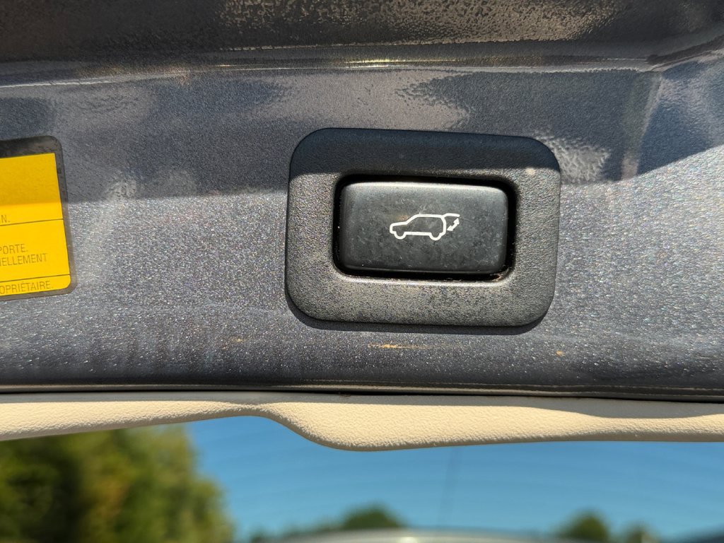 Used 2009 Toyota Venza AWD image 17