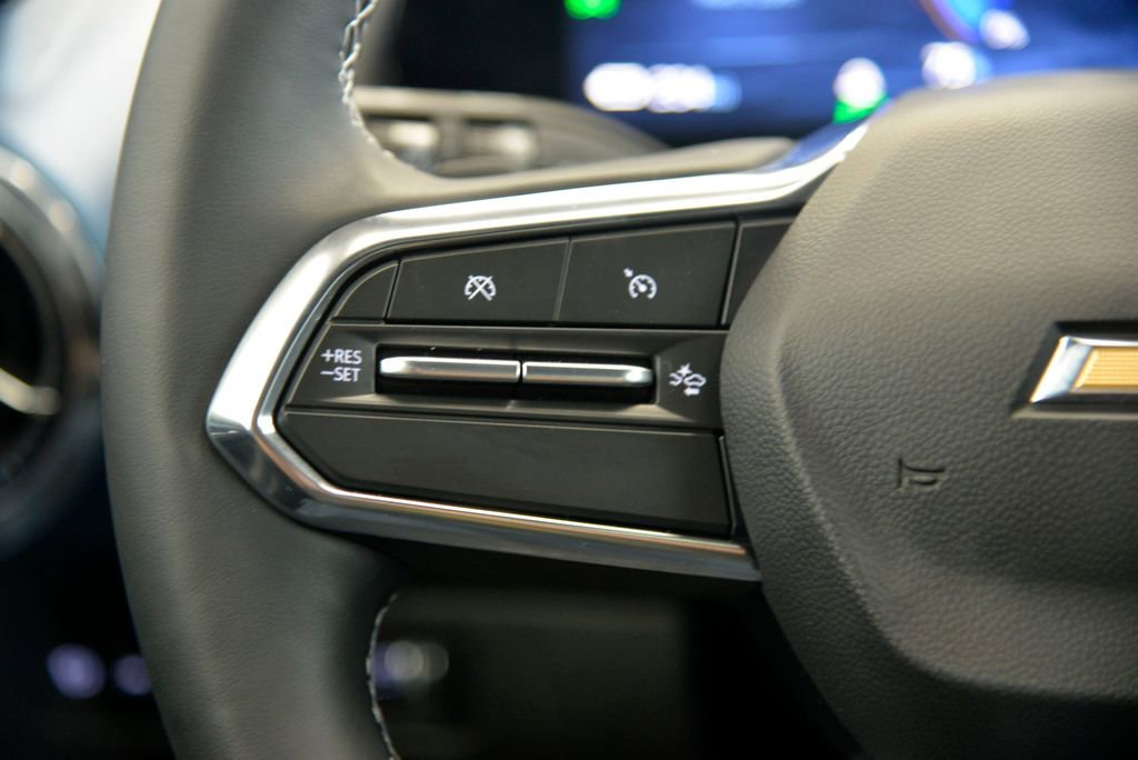 Certified 2025 Chevrolet Equinox EV LT w/ Convenience Package II image 22