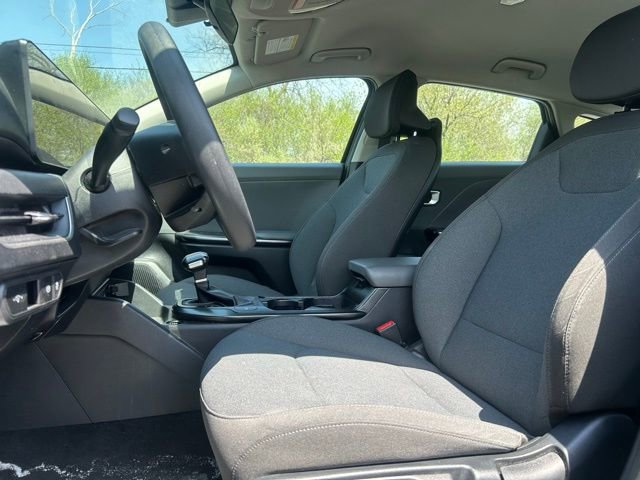 Used 2025 Kia K4 LXS FWD image 9