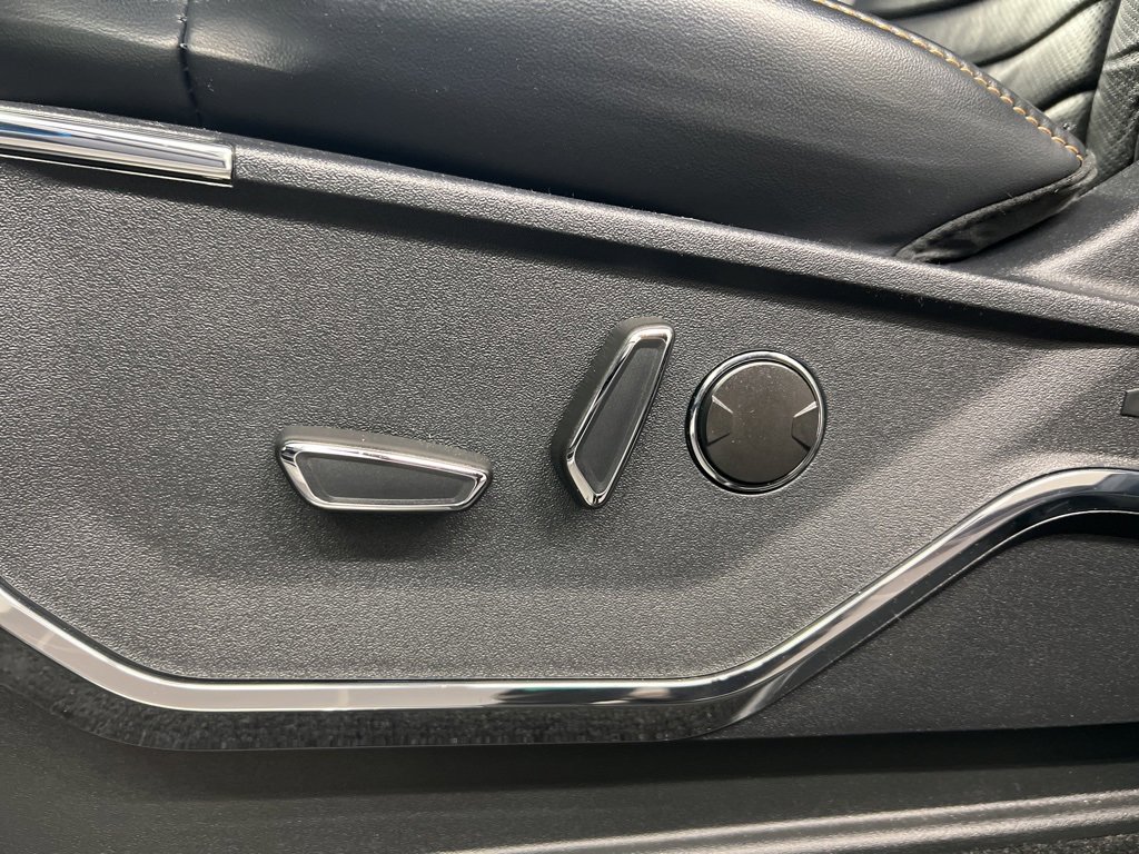 Used 2022 Ford F150 Platinum w/ Equipment Group 701A High image 28