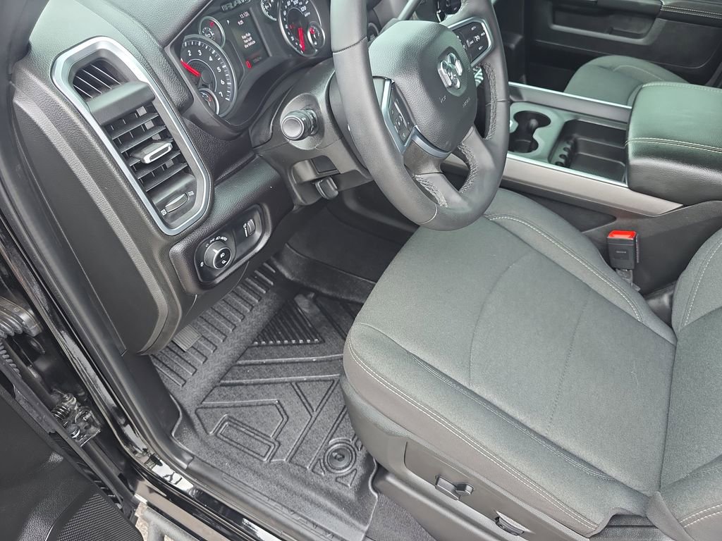 Used 2025 RAM 2500 Big Horn AWD/4WD image 11