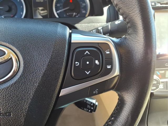 Used 2017 Toyota Camry XLE image 17