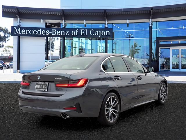 Used 2021 BMW 330i Sedan w/ Convenience Package RWD image 3