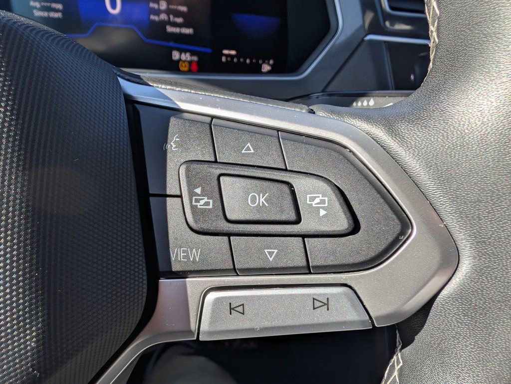 Used 2023 Volkswagen Tiguan SE image 26