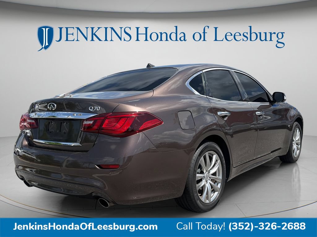 Used 2019 INFINITI Q70 Luxe AWD/4WD image 3