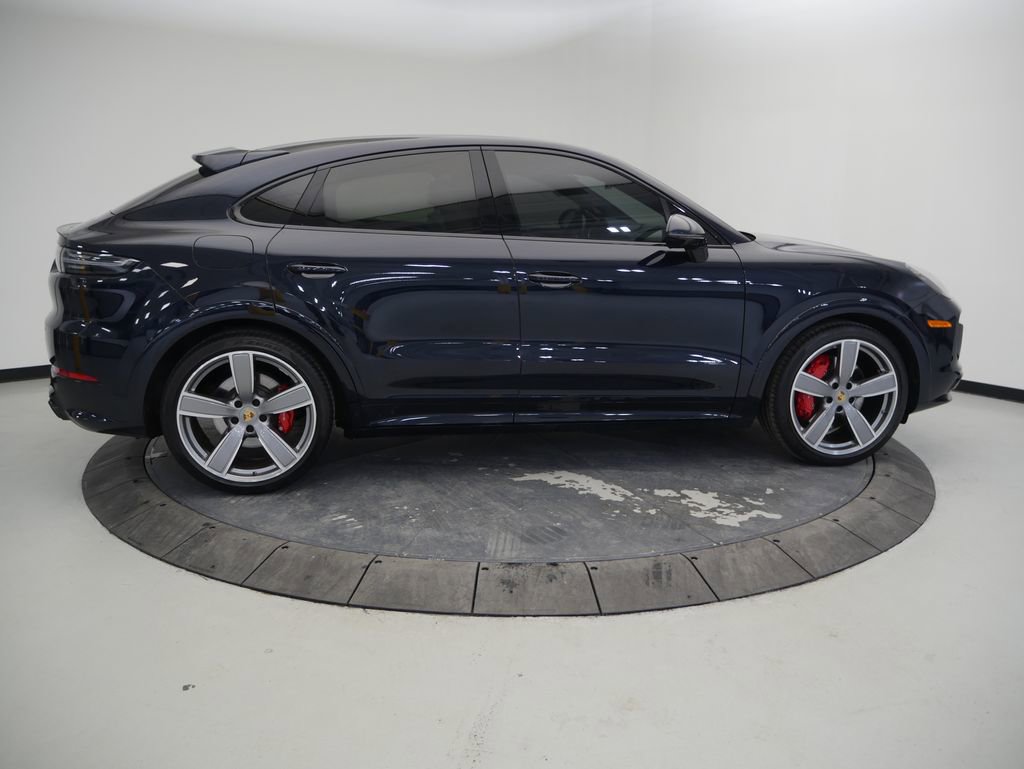 Certified 2023 Porsche Cayenne GTS AWD/4WD image 8