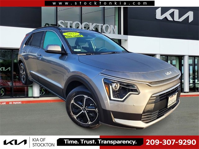 Used 2025 Kia Niro LX