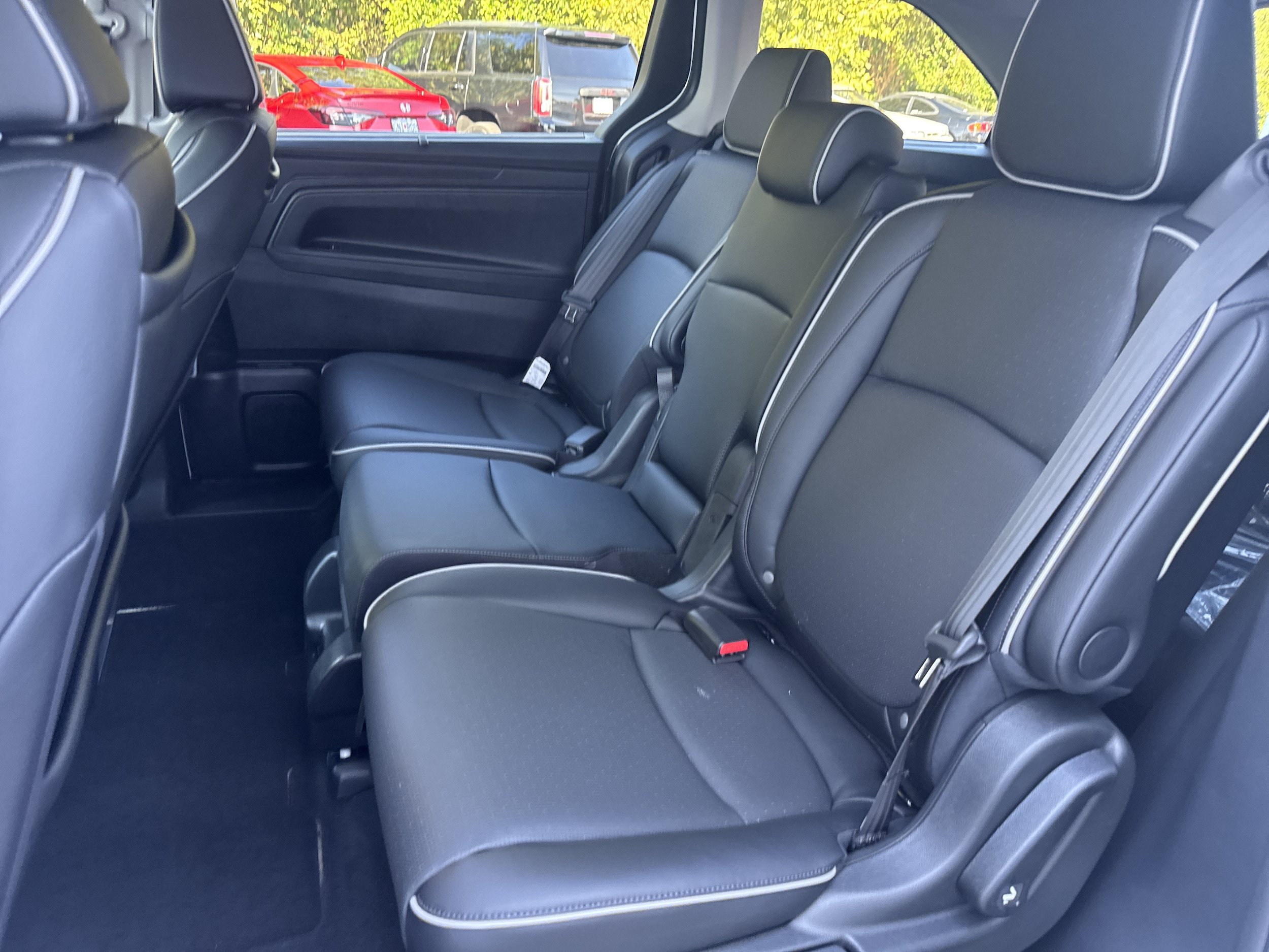 New 2027 Honda Odyssey Elite image 9