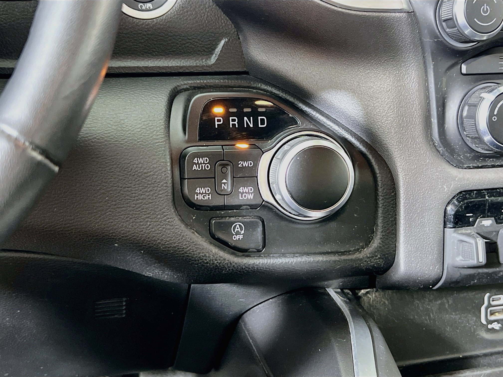 Used 2023 RAM 1500 Big Horn AWD/4WD image 16