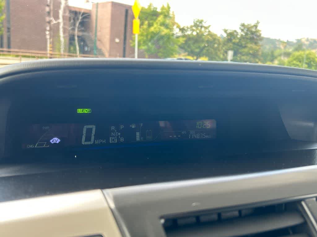 Used 2012 Toyota Prius V Three FWD image 17