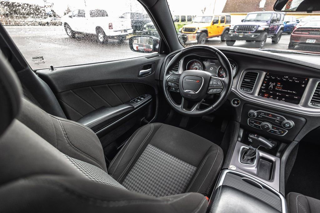 Used 2023 Dodge Charger SXT image 21