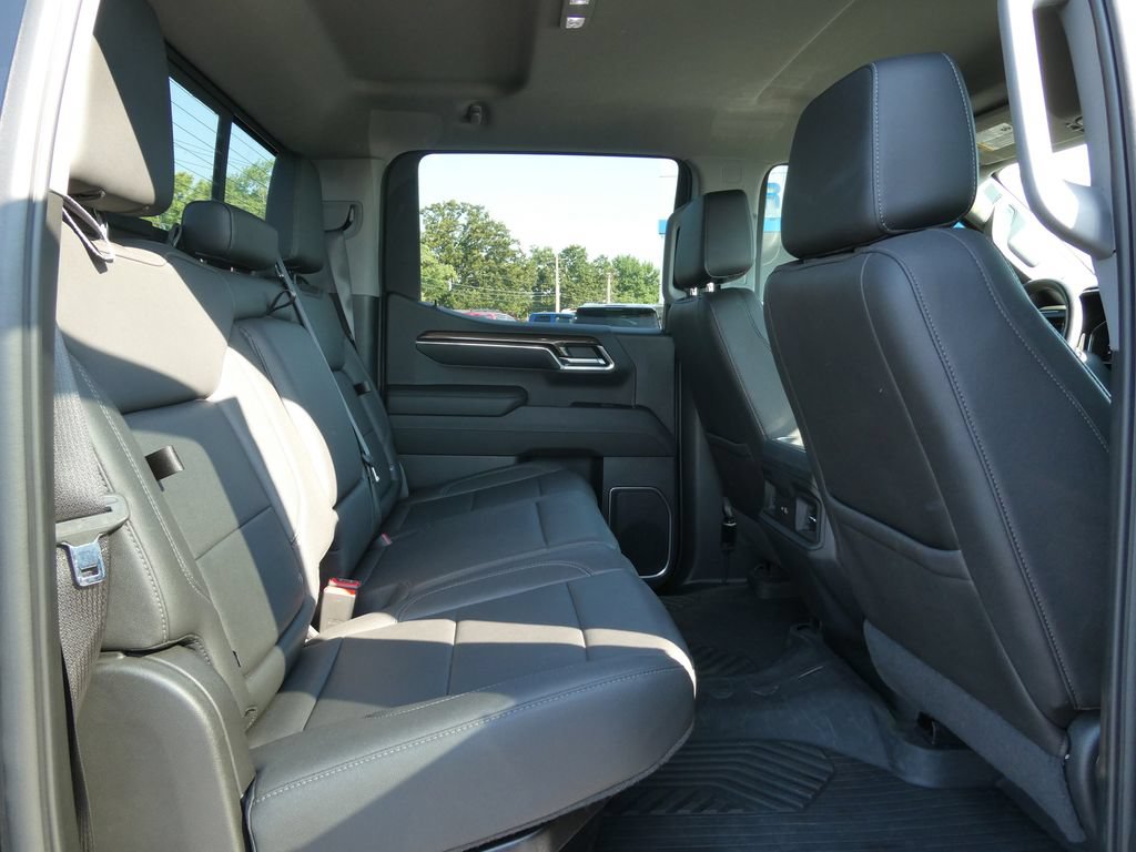Certified 2022 Chevrolet Silverado 1500 LT Trail Boss w/ LT Trail Boss Premium Package AWD/4WD image 16