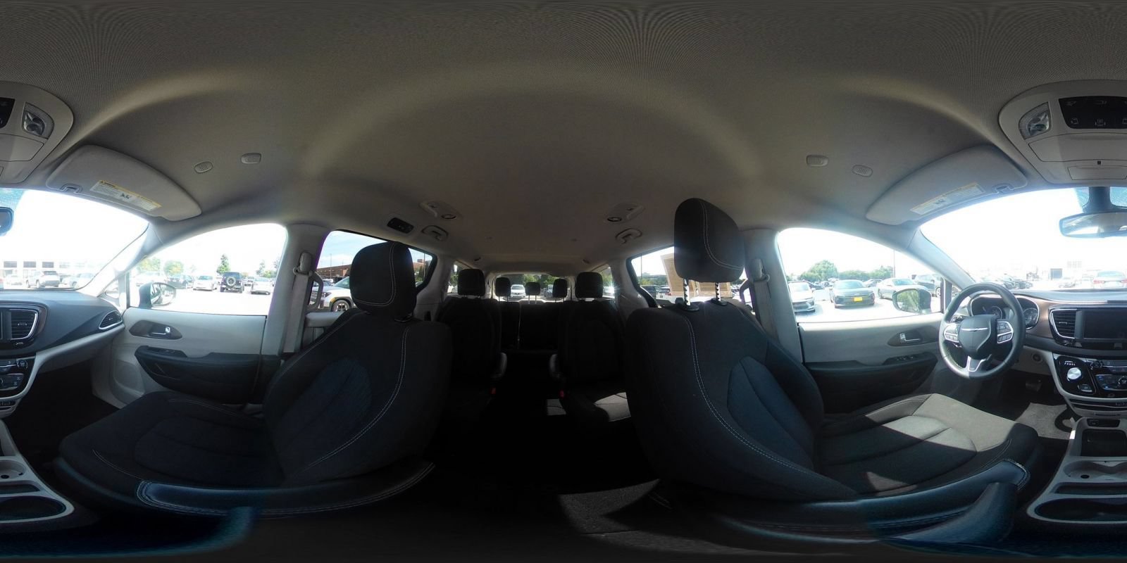 Used 2024 Chrysler Voyager LX FWD image 41