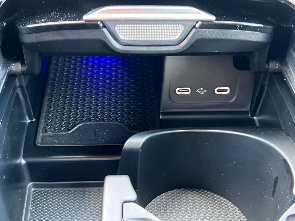 New 2025 Mercedes-Benz C 300 4MATIC Sedan image 28