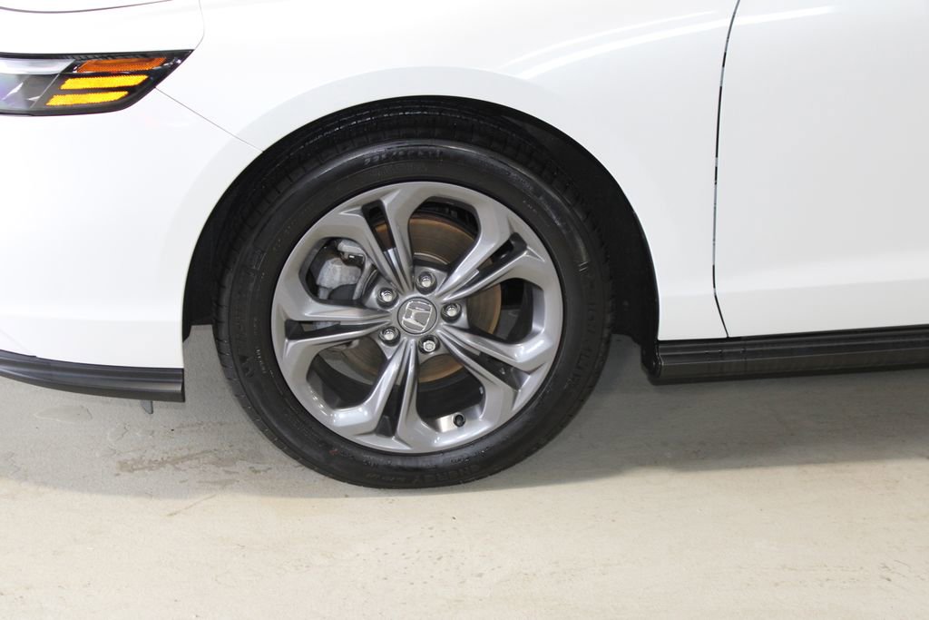 Certified 2024 Honda Accord EX image 6