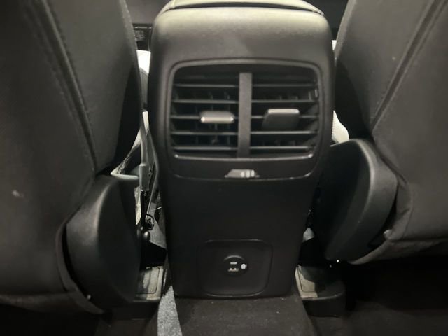 Certified 2022 Ford Escape SE w/ SE Sport Appearance Package FWD image 19
