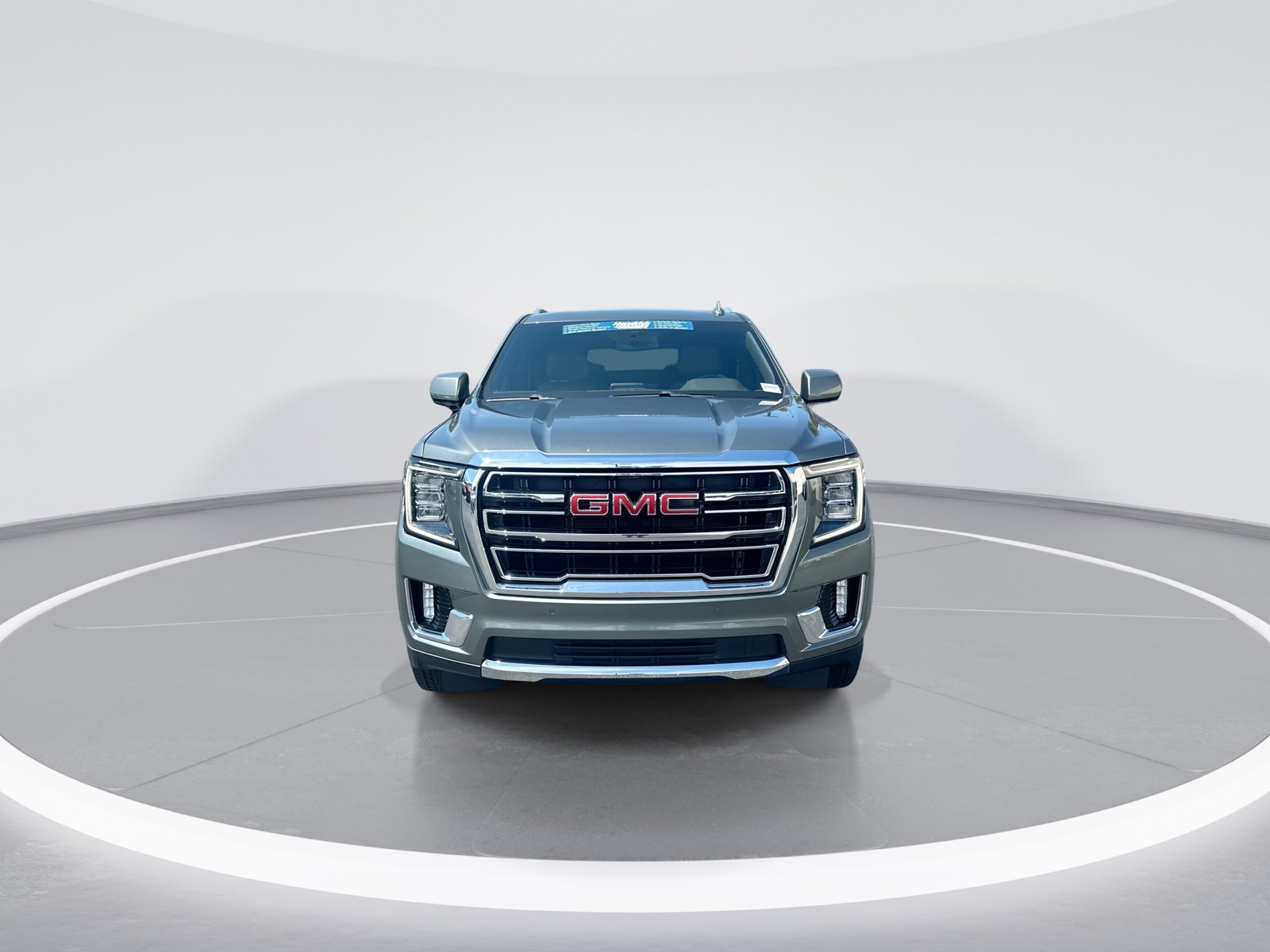 Used 2024 GMC Yukon XL SLT RWD image 3