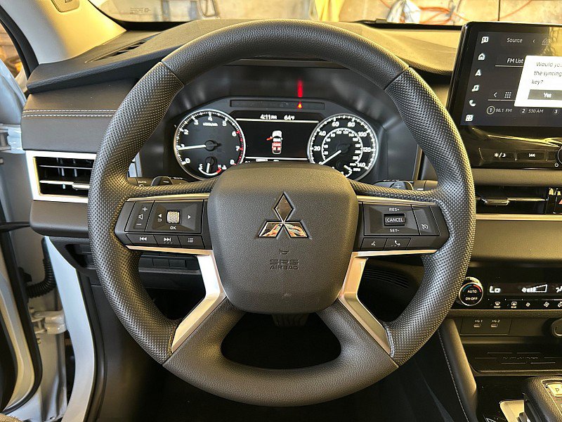 New 2026 Mitsubishi Outlander SE FWD image 20