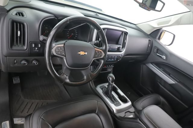 Used 2022 Chevrolet Colorado ZR2 w/ ZR2 Dusk Special Edition AWD/4WD image 17