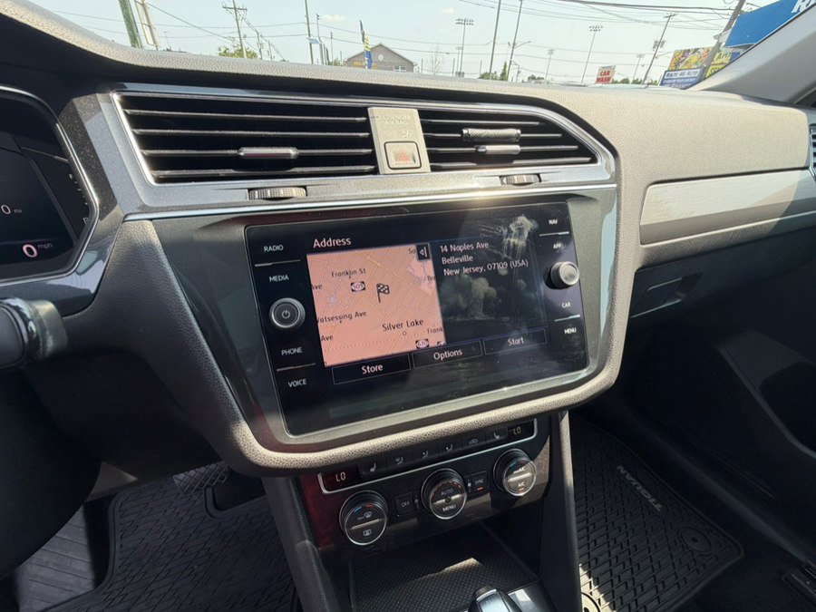 Used 2019 Volkswagen Tiguan SEL AWD/4WD image 11