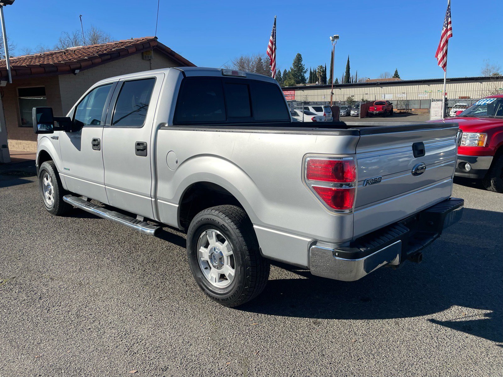 Used 2013 Ford F150 XLT w/ Mid Equipment Group image 3
