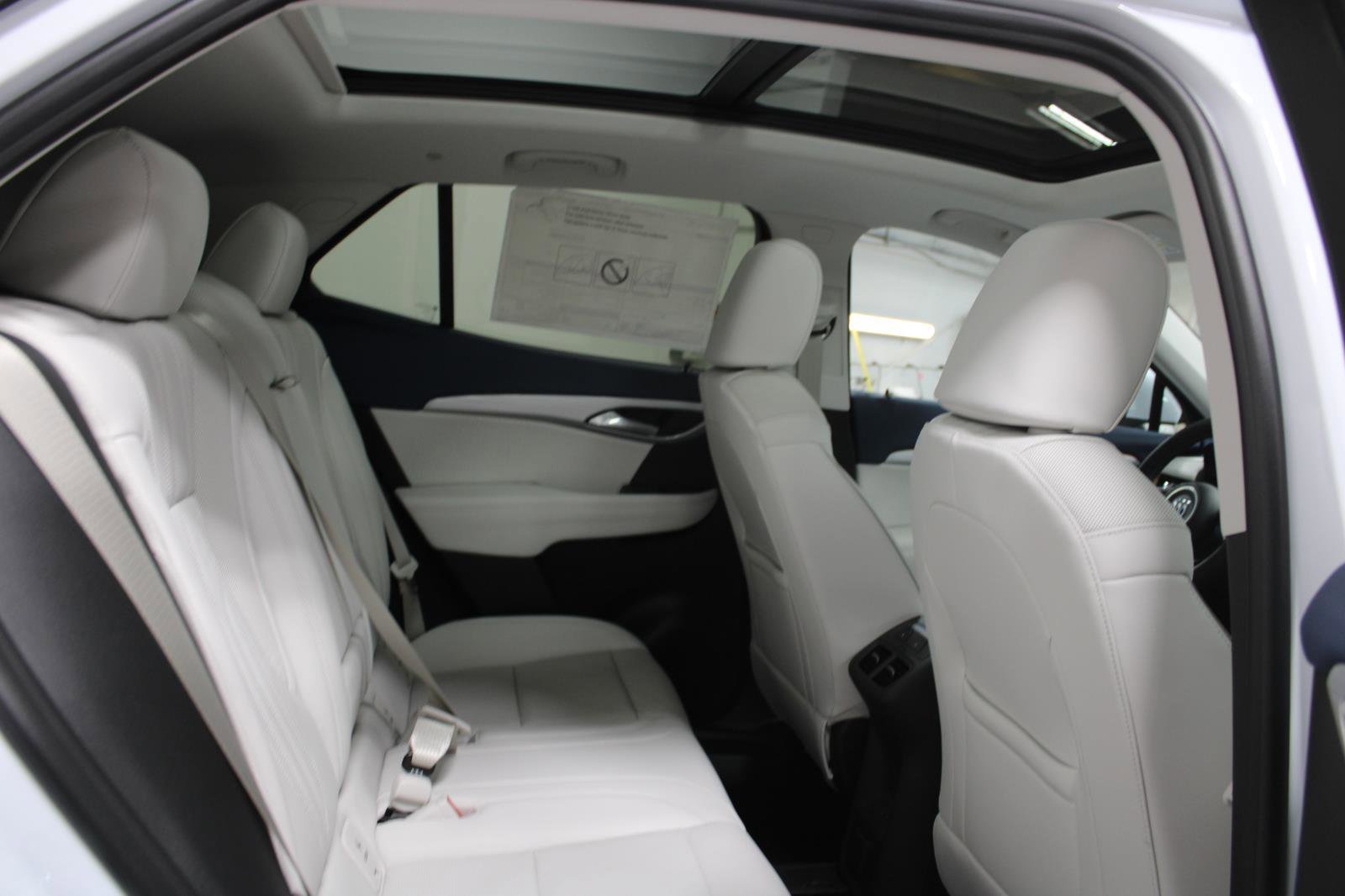 New 2026 Buick Envision Avenir image 23