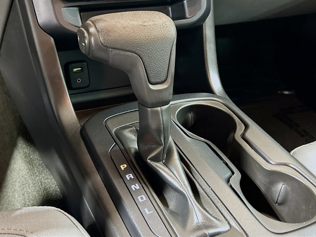 Used 2018 GMC Canyon 2WD Crew Cab w/ Convenience Package image 14
