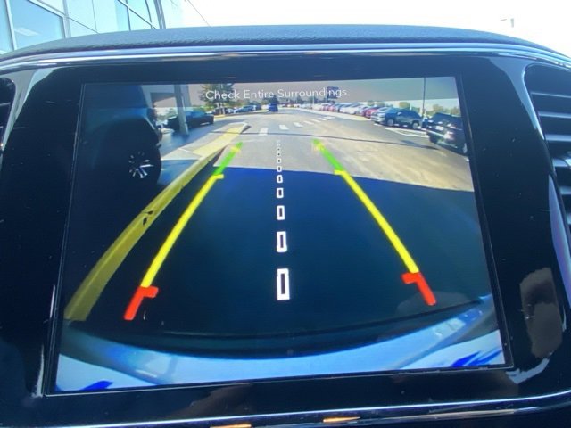 Used 2019 Jeep Grand Cherokee Altitude image 18