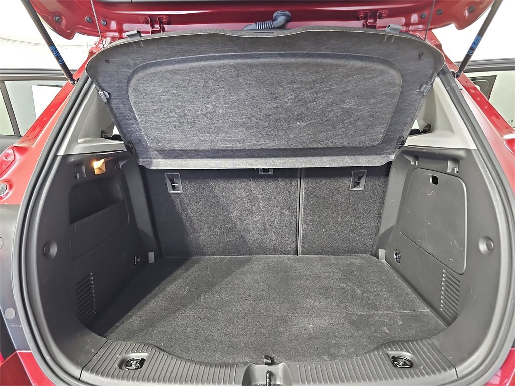 Certified 2022 Chevrolet Trax LT w/ LT Convenience Package image 15