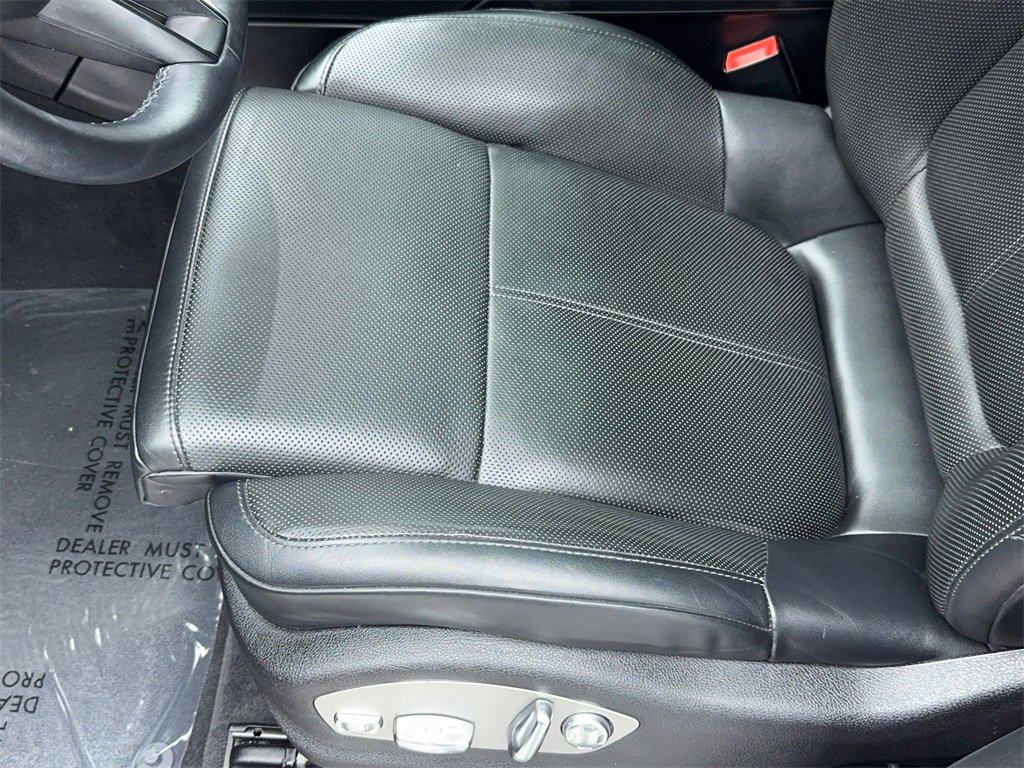 Used 2024 Porsche Macan image 38