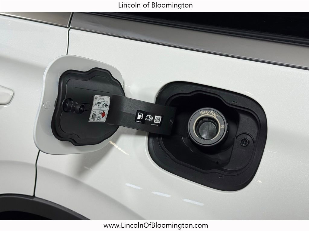 New 2026 Lincoln Aviator AWD image 18