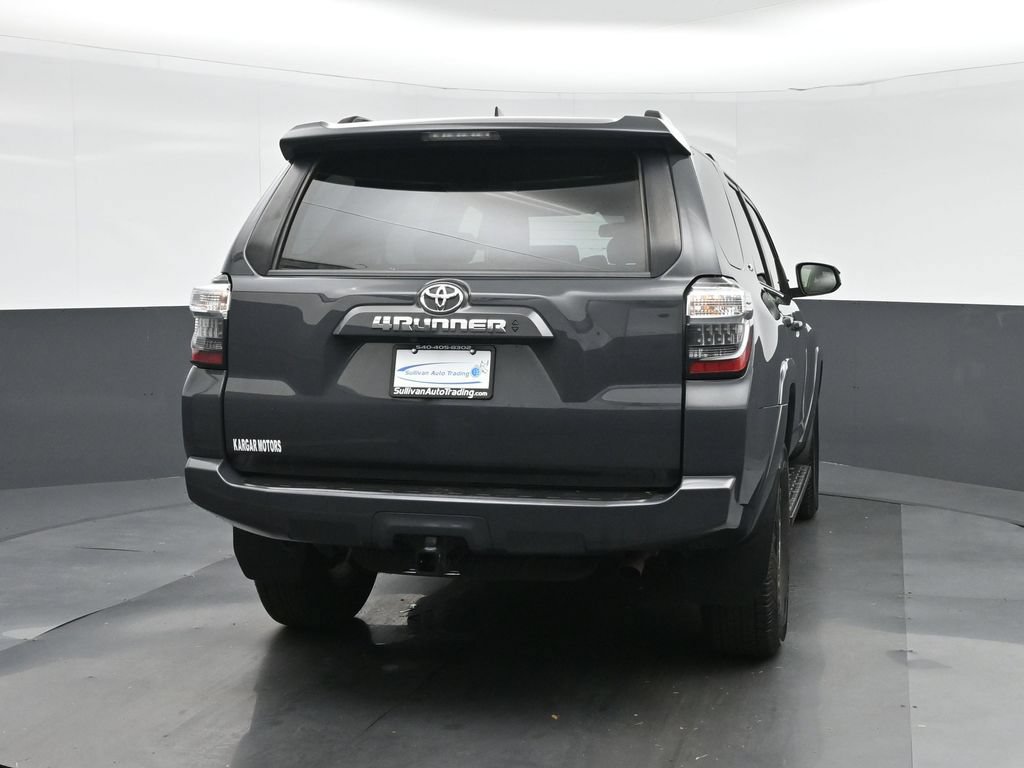 Used 2024 Toyota 4Runner SR5 AWD/4WD image 6