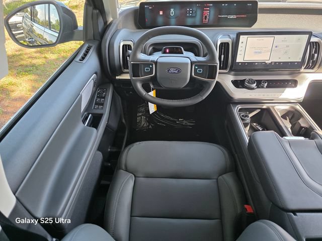 New 2026 Ford Expedition Active RWD image 15